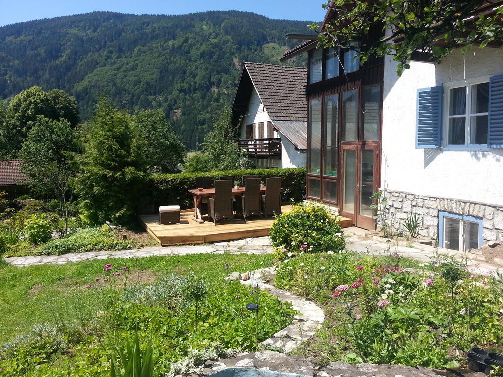 Pension Rosenheim Treffen Extérieur photo