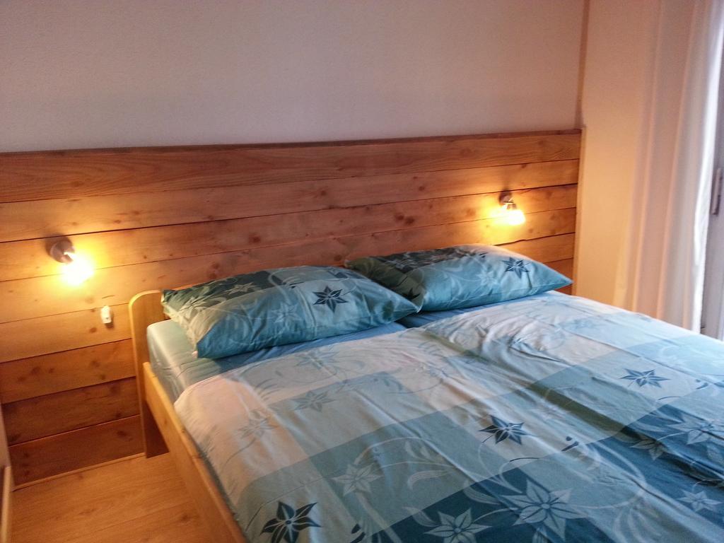 Pension Rosenheim Treffen Chambre photo
