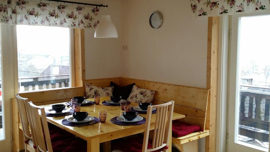Pension Rosenheim Treffen Extérieur photo
